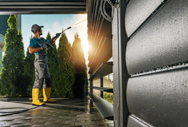 Best Deck Pressure Washing  in Washington, IA