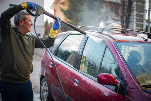 Best Garage Pressure Washing  in Washington, IA